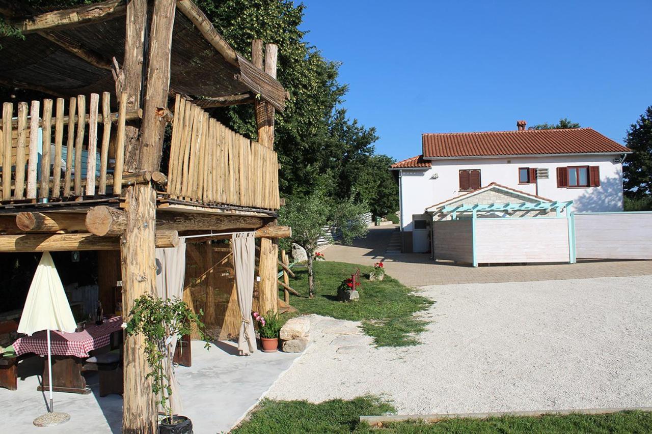 Apartment Modrusani 1561 Žminj Exteriör bild
