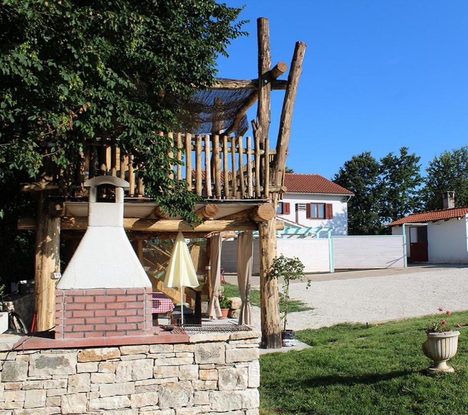 Apartment Modrusani 1561 Žminj Exteriör bild