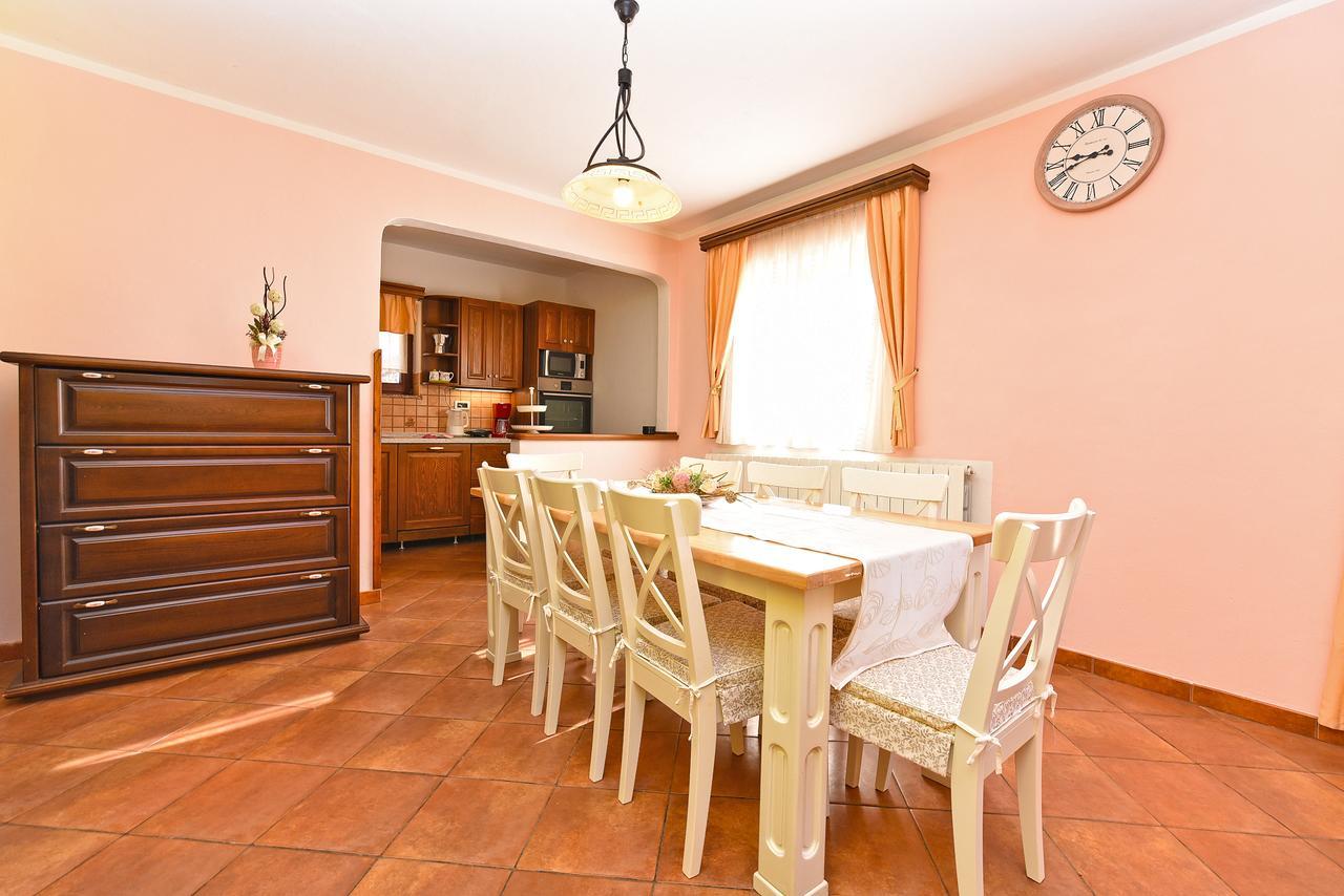 Apartment Modrusani 1561 Žminj Exteriör bild