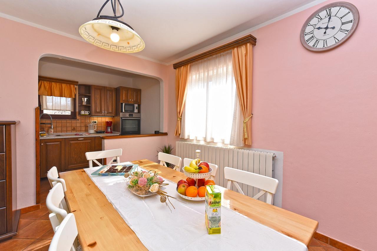 Apartment Modrusani 1561 Žminj Exteriör bild