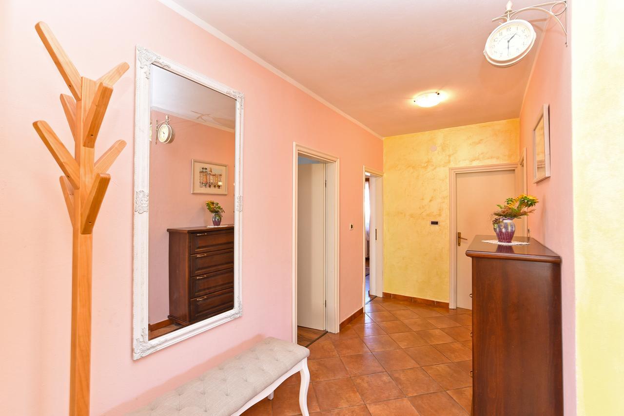 Apartment Modrusani 1561 Žminj Exteriör bild
