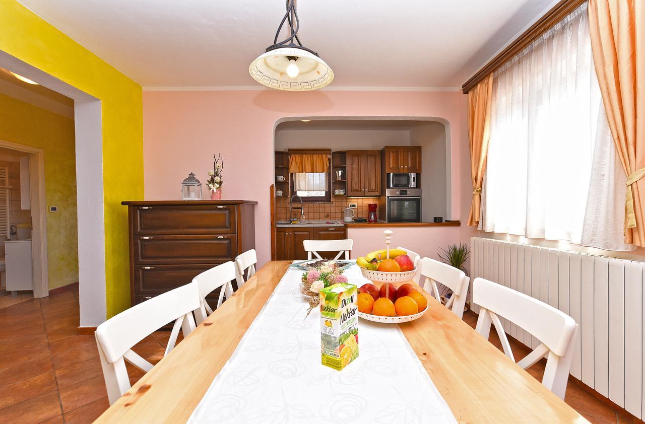 Apartment Modrusani 1561 Žminj Exteriör bild